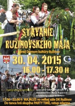 Stavanie mája s folklórnym súborom Karpaty
