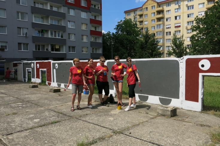 V Ružinove ožijú zábradlia, zmiznú čmáranice z Parku Andreja Hlinku 