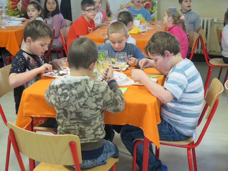 Až päť kuchárov varilo v jedálni na Kulíškovej zdravé jedlá