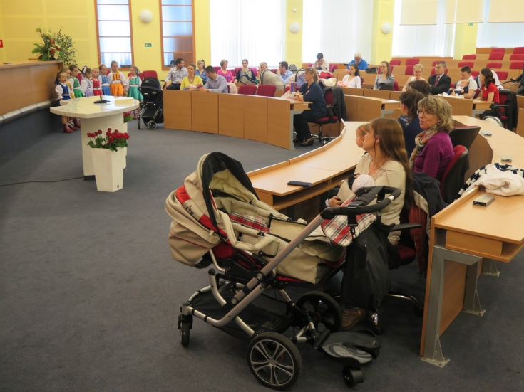 Miestny úrad v Ružinove opäť navštívili novorodenci