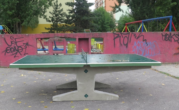 Na detských ihriskách v Ružinove pribudli pingpongové stoly