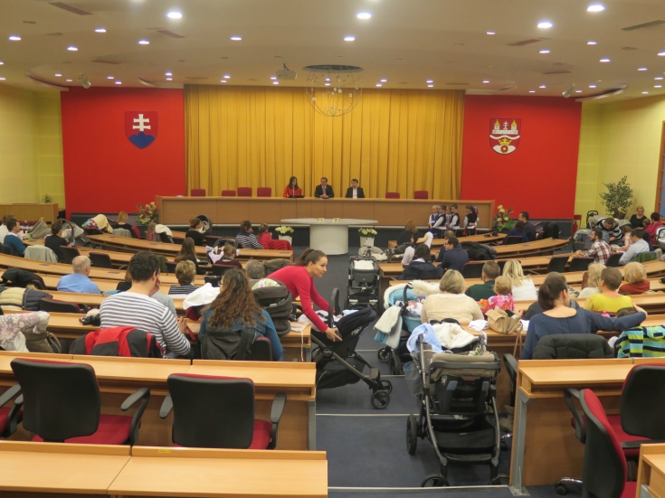 Ružinov aj tento rok podporuje novorodencov