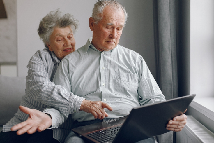 Seminár o internetovej bezpečnosti pre seniorov